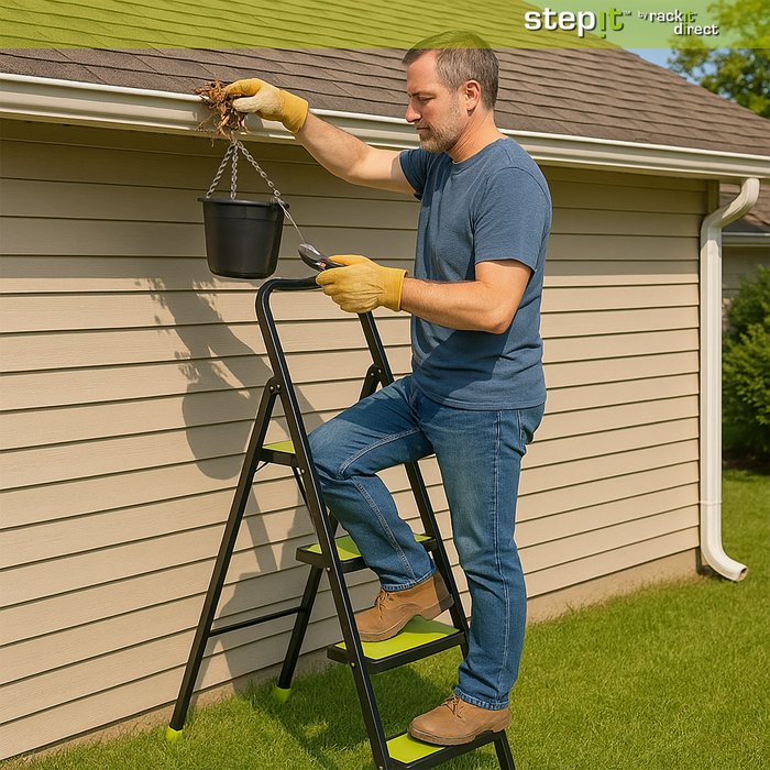 StepIt 3 Step Steel Step Ladder with Anti-Slip Feet - Folding Step Stool with Modern  Design - Kitchen, Home & Garage Small Steps - 150kg Capacity - Space Saving Storage - Small Step Ladder